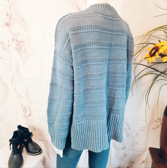 Cupcakes and Cashmere Soft Cozy Knit Sweater Small Casual Everyday Pullover - Picture 5 of 7